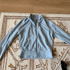 Skims OUTDOOR TRACK JACKET & BIKE SHORT